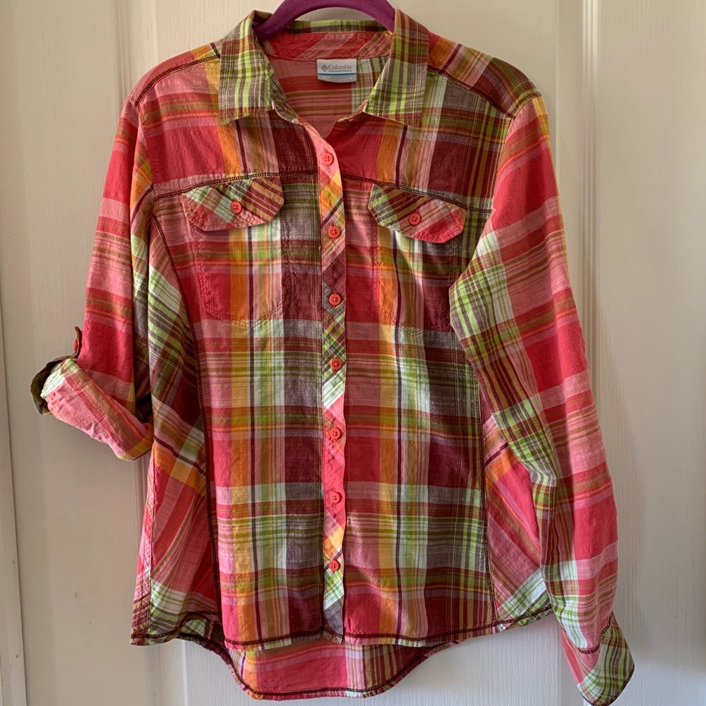 Columbia plaid button down long sleeve top